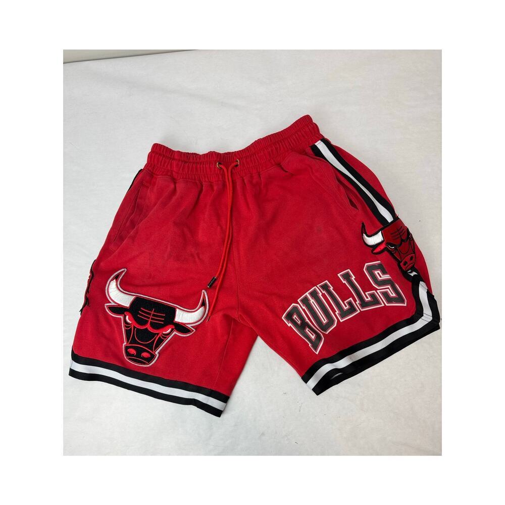 Vintage Chicago Bulls Six Time NBA Finals Championship Pro Standard Shorts Large